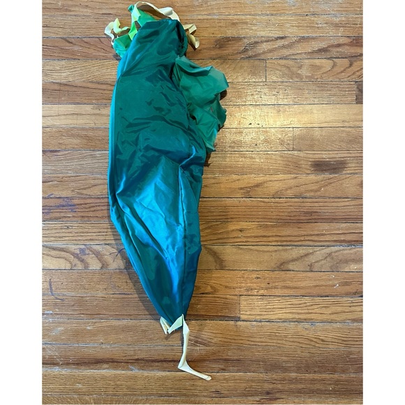 Three Vintage Spring Windsport Wind Socks - Picture 5 of 15